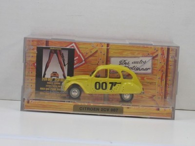 Citroen 2 CV Ente James Bond 007 in gelb Box Norev 1:43