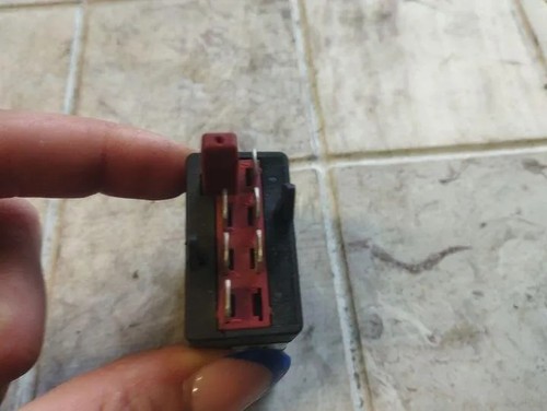 VW PASSAT Variant B5 3B6 Schalter sitzheizung 3B0963563G 2.50 Diesel 18233624