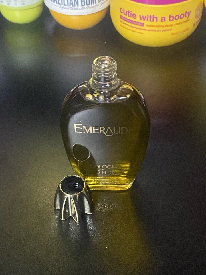 Nuevo sin caja Perfume Colonia Coty Emeraude 1.7 OZ De Colección NUEVO BOTELLA COMPLETA Raro Foto 2 de 2