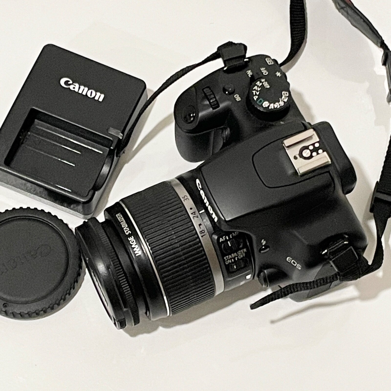 Canon EOS 1000DEOS Rebel XS DSLR Camera w/ Zoom Lens EFS 1855mm