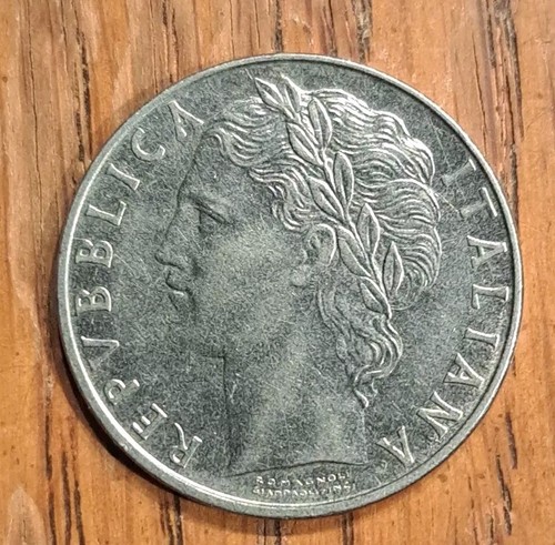 1974 Italy 100 Lire Wreath with Laural Goddess Minerva w/ Olive tree 27.8mm coin - Picture 2 of 10