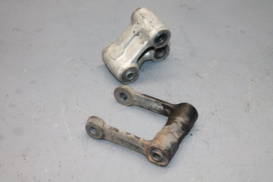 1984 HONDA INTERCEPTOR 500 ENLACE DE CHOQUE TRASERO DOGBONE Foto 2 de 4