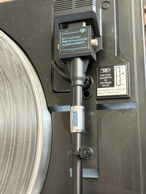 Pioneer PL-560 Full-Automatic Stereo Turntable Black, Dynamic Resonance Absorber