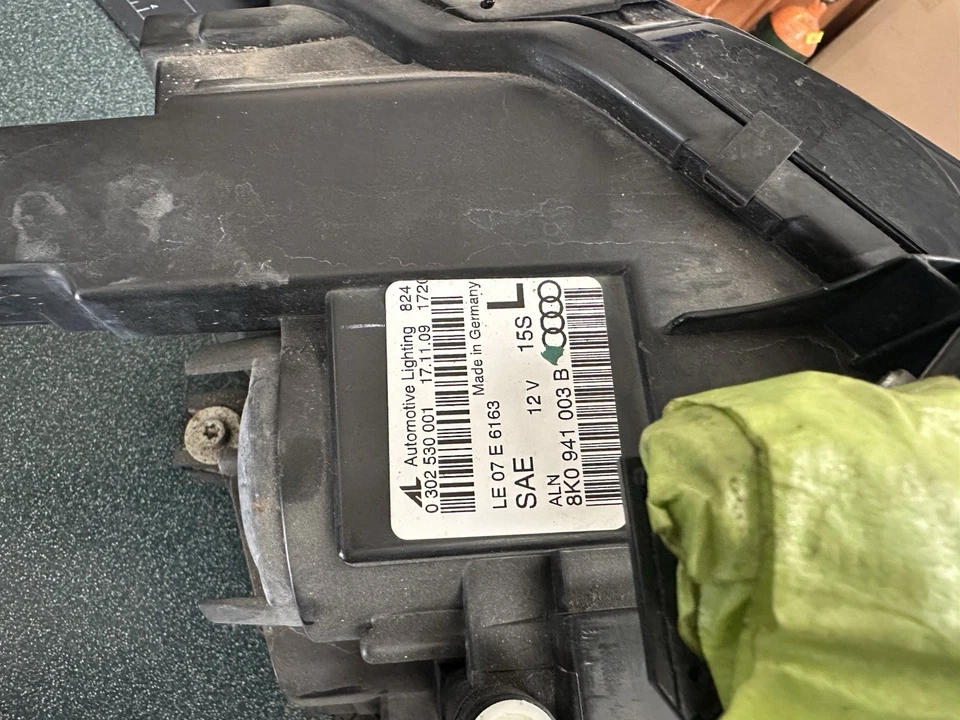 2009 - 2012 年奥迪 A4 Quattro 司机侧灯总成原始设备制造商(全新旧货) — 第 4/4 张图片