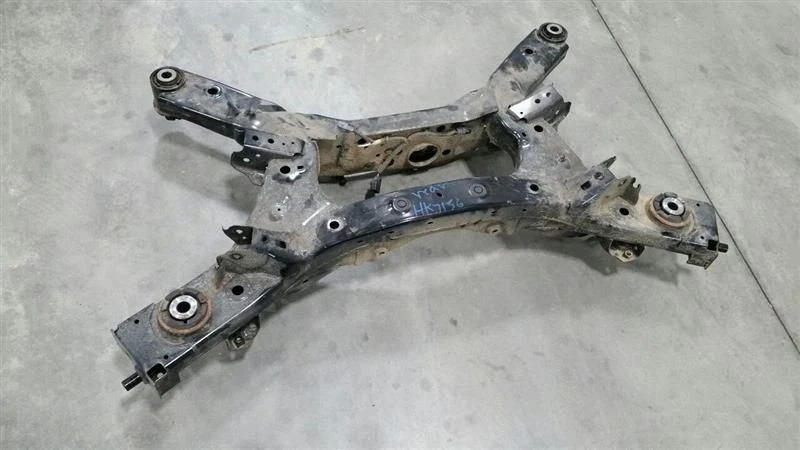 2015-2020 Nissan Murano Engine Cradle Crossmember Rear FWD OEM Foto 2 de 4