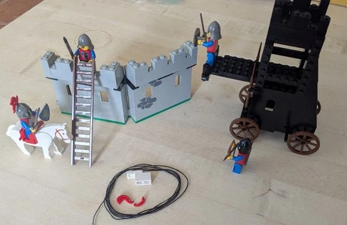 LEGO Castle: Siege Tower (6061) 100% w/Instructions & Spares