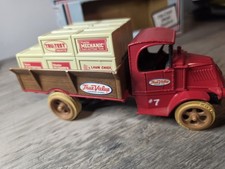 ERTL 1926 Mack Bulldog Delivery Truck Bank TRUE VALUE Hardware 1/38 Diecast Box