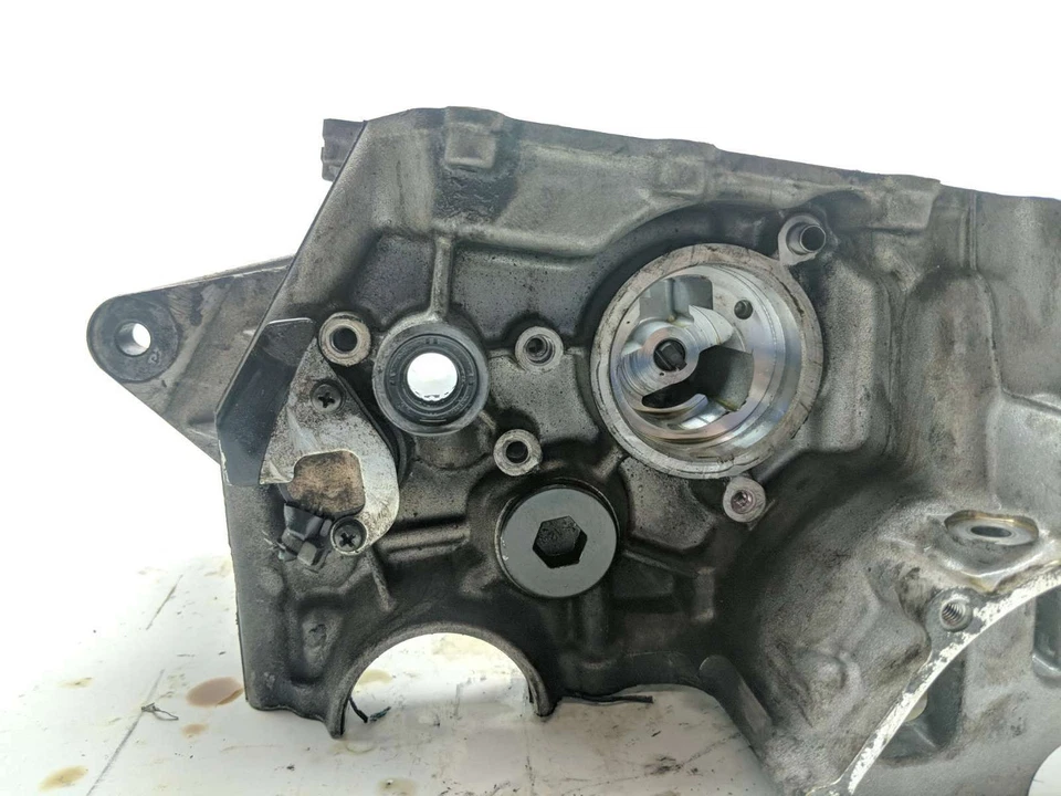 20 Kawasaki Ninja ZX6R ZX636K Engine Motor Case Block Lower - Image 4 of 4