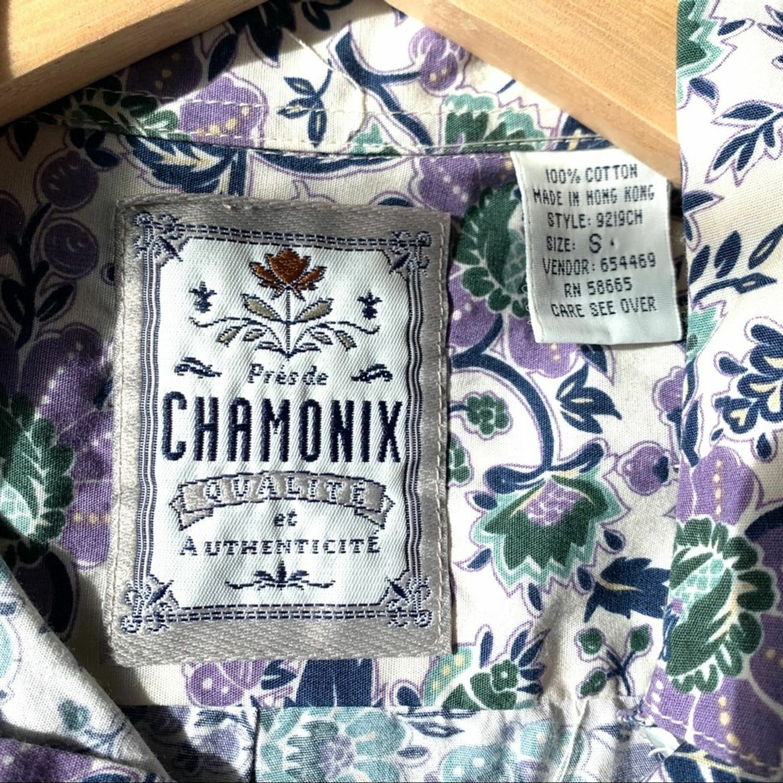 Vintage cottagecore grandma chic button down top Gem