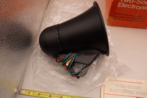 Radio Shack Safe House Two Sound Electronic Siren Alarm Horn 49-488DT New in Box - Picture 2 of 4