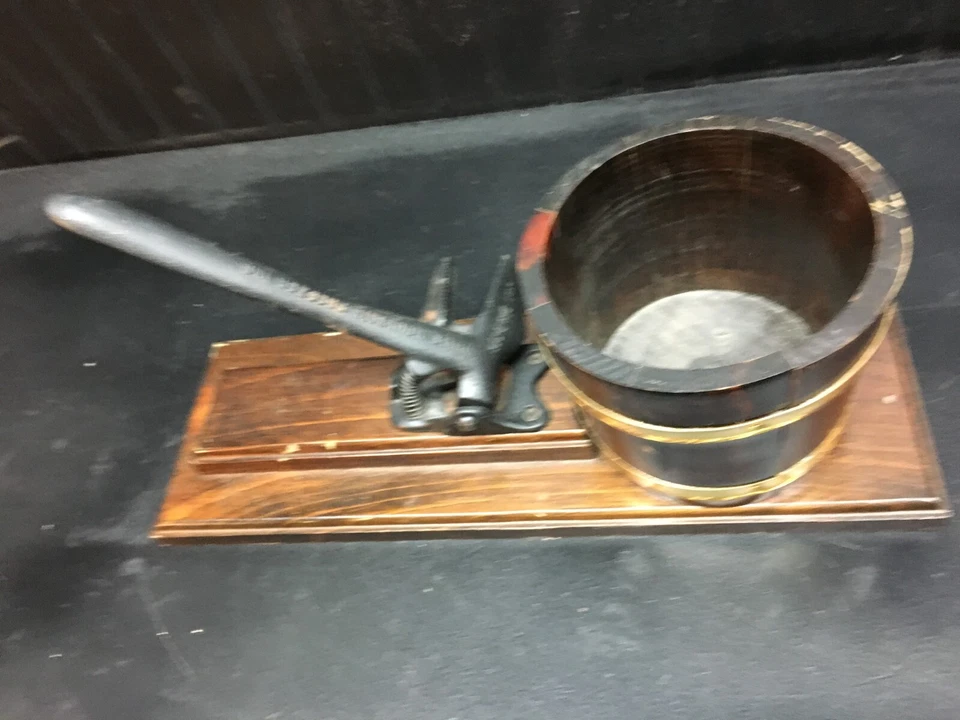 Vintage White Mountain Freezer, Inc. Nut Cracker w Wood Bowl - Image 2 of 4