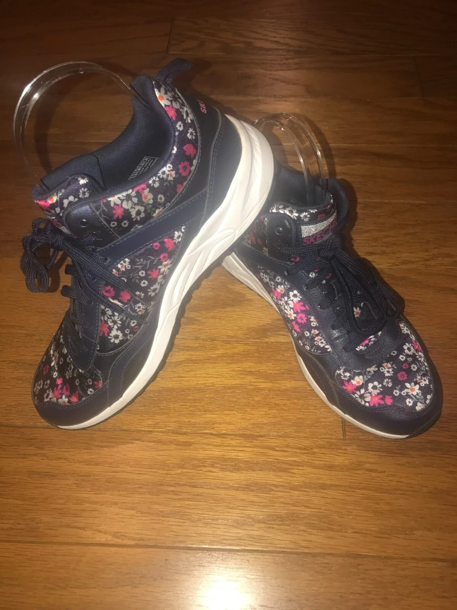 Skechers top floral shoes