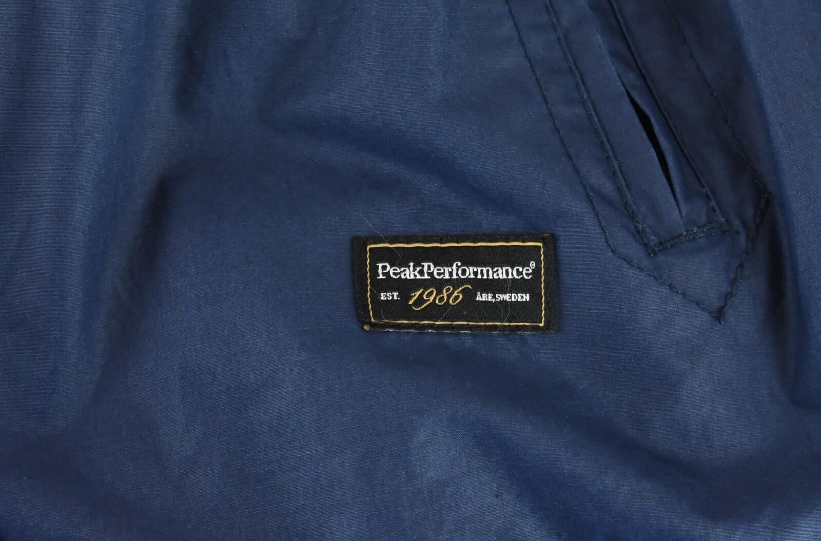 Peak Performance Copilot J Jacket Men Hidden Hood… - image 8