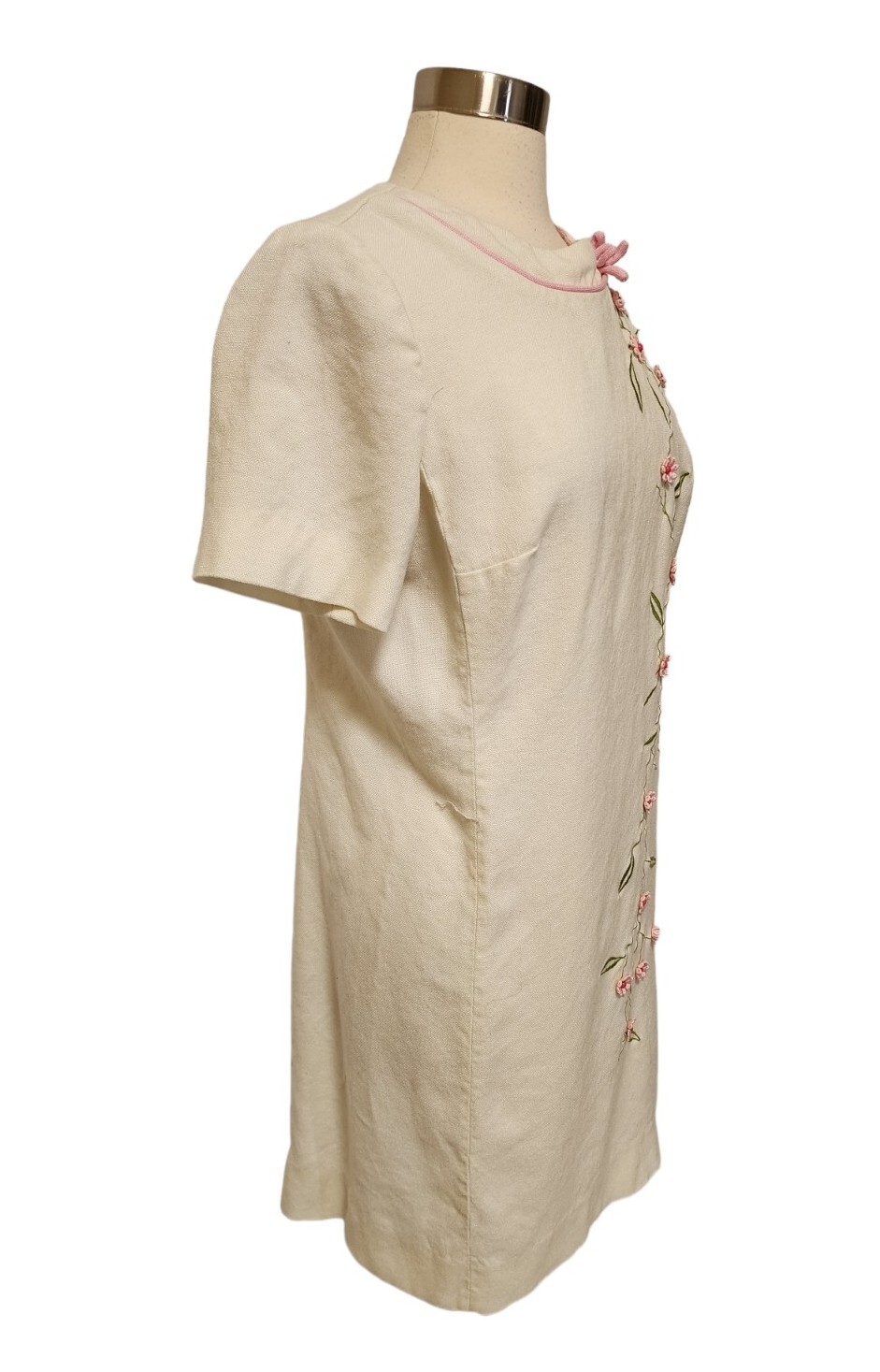 1950s  60s Vintage Women's Shift Dress Embroidered Flowers Off White thumbnail 7