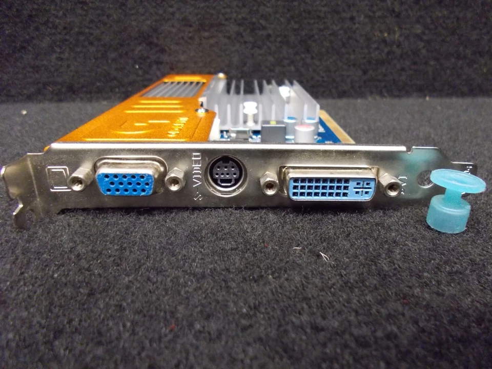 Nvidia Geforce 8400 GS Gpu ,Gigabite GV-NX84S512HP, 512MB GDDR2. #K-329-03 - Image 3 of 3