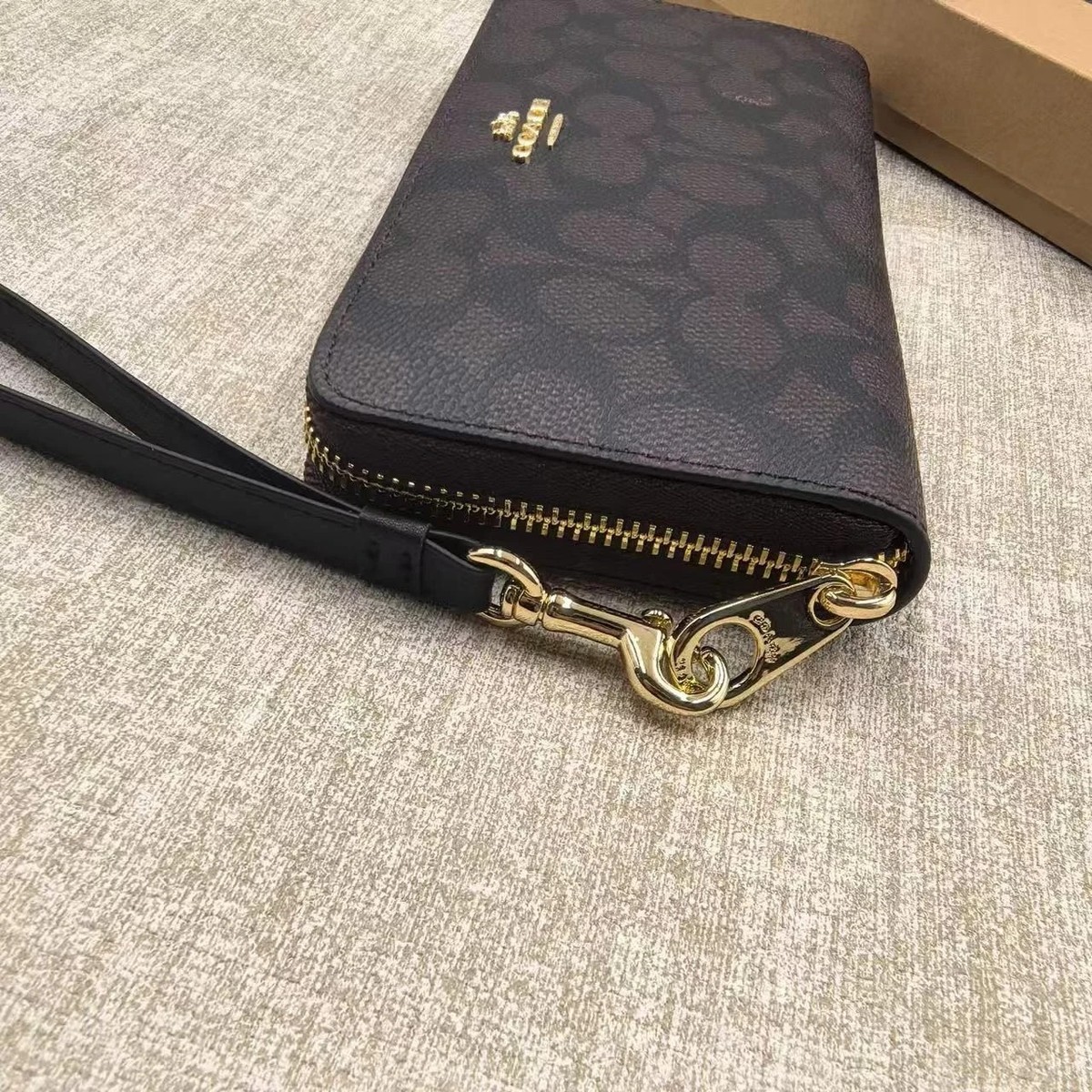 Coach Long Zip Around Wallet In Signature Canvas CW778 brown Box