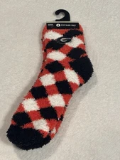 For Bare Feet Georgia Bulldogs OSFM Fuzzy Socks Diamond Red White Black NWTs