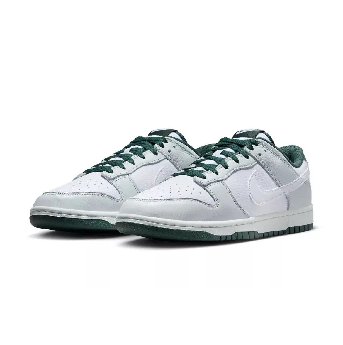 靴 NIKE DUNK LOW RETRO Nike Dunk Low Retro SE Men's Shoes. Nike.com