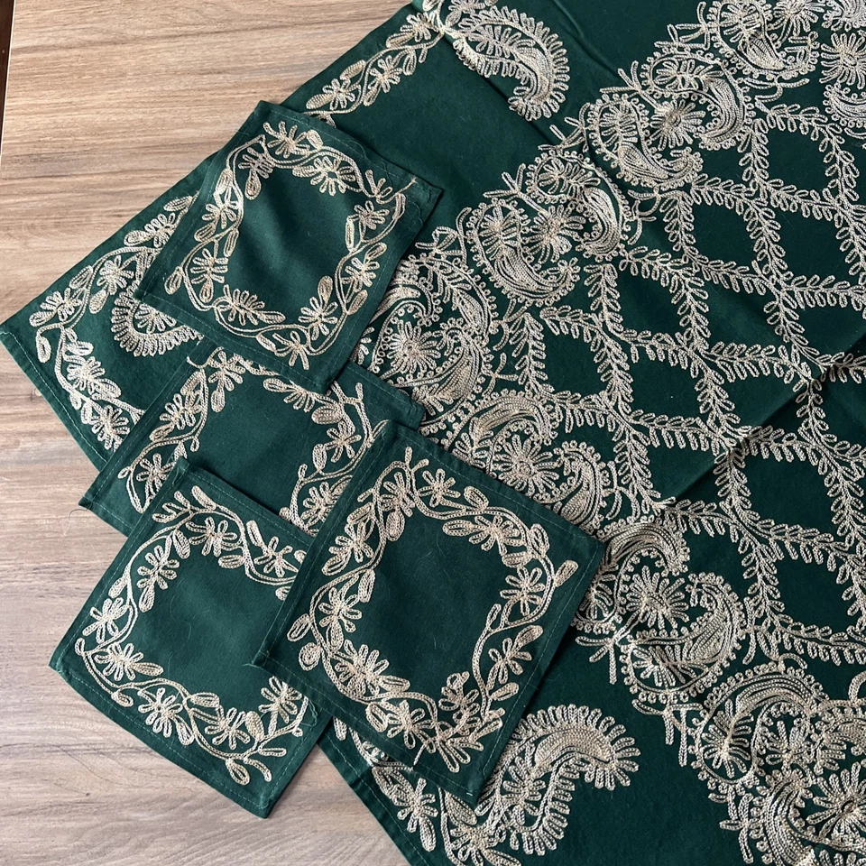 Green And Gold Table Cloth 32 X32 Napkins 7x7 Set OF 4 Beautiful Embroidery - Image 3 of 4