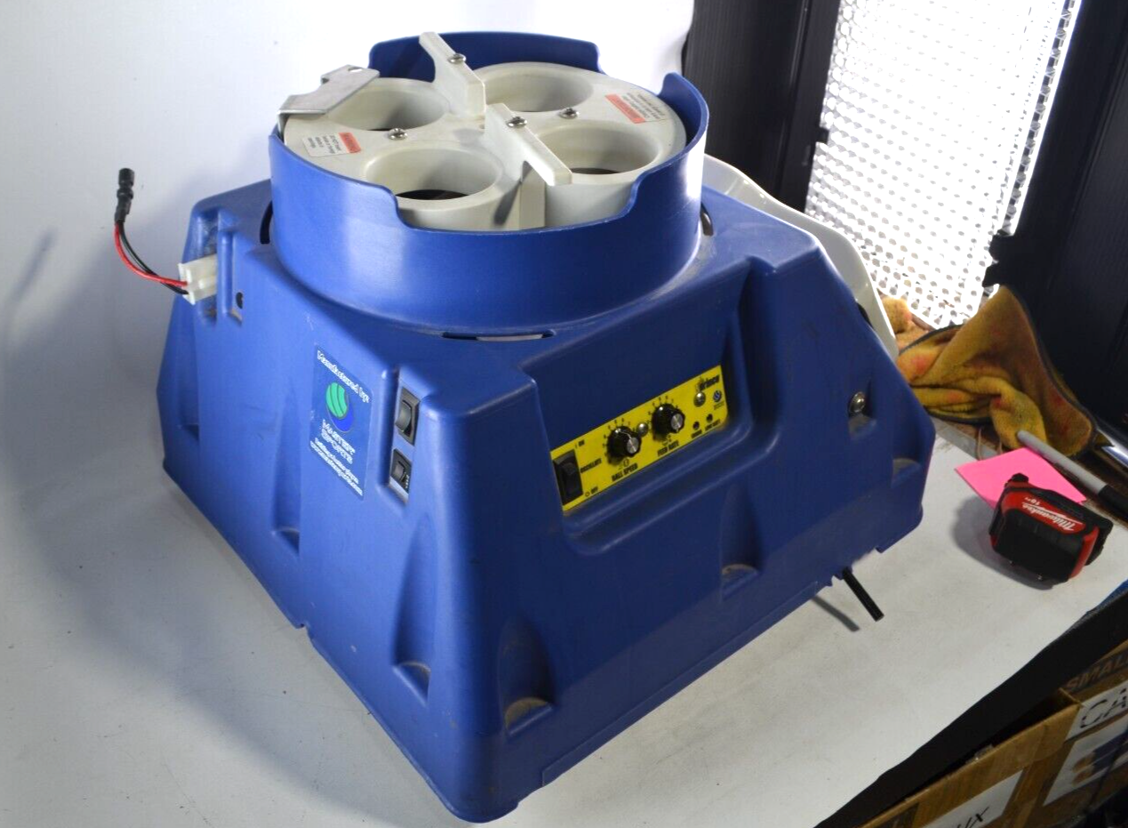 Little Prince iSam Tennis Ball Machine 300 Hopper Oscillation Variable