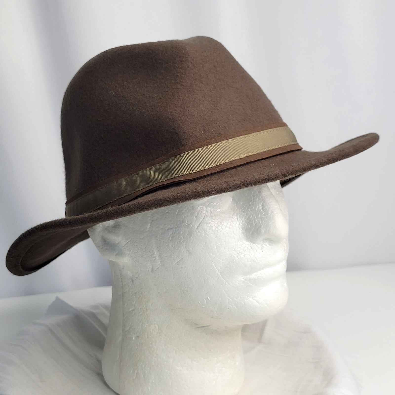 scala four seasons felt dorfman pacific