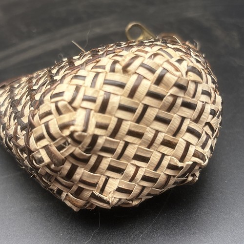 Vintage Handmade Woven Straw Raffia Mini Coin Purse Organizer Pinwheel Design - Picture 5 of 8