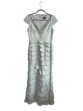 Adrianna Papell Silver Layered Formal Evening Gown Dress Gala Wedding Size 6