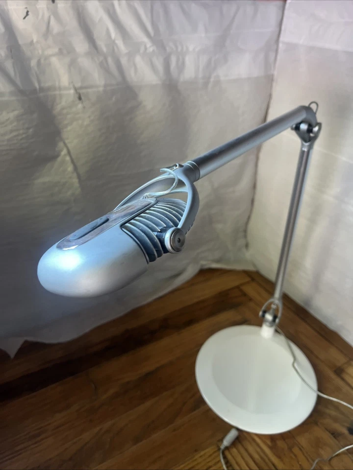 Humanscale Element 790 LED Silver Desk Lamp Working With White Base - Image 2 of 2