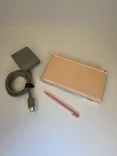 Hello Kitty DS lite Bundle Pink DS Hello Kitty Carrying Case 5 Games Tested Work