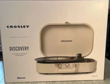 Crosley Discovery VintageBluetooth 3-Speed Belt-DrivenSuitcase Turntable 