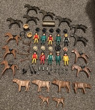 vtg playmobil 1974 Western Cowboys - Cattle - Horses - Pigs - Tools, Lot Of 60