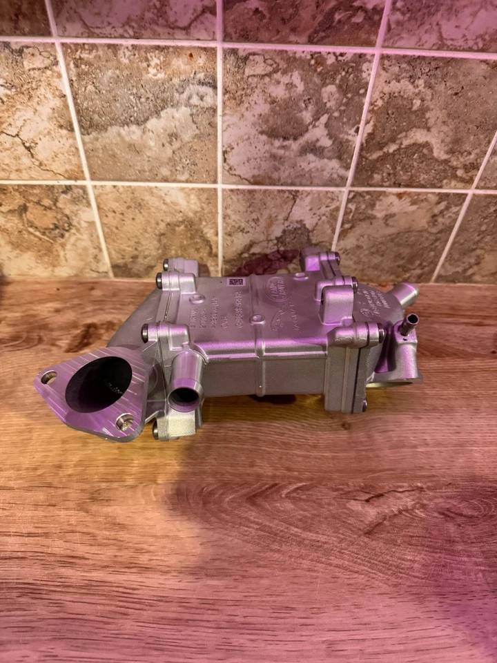 LAND ROVER DISCOVERY, EVOQUE, JAGUAR EGR Cooler LR073730 BRAN NEW GENUINE SEALED - Image 4 of 4