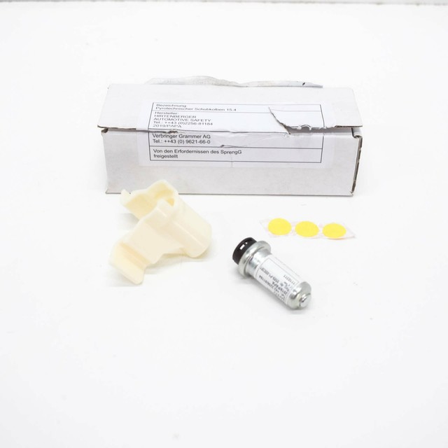 BMW X6 F16 Front Seat Headrest Repair Kit OEM 52109169585 NEW GENUINE eBay