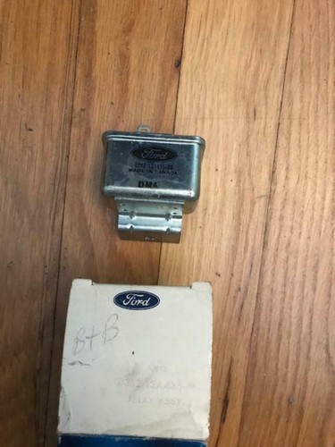 NOS 1975 - 1977 Ford Granada Trailer Lighting Relay D3SZ-13A435-A