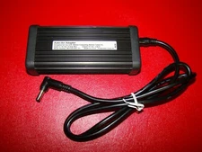 Lind Motion Computing Auto Air Car Adapter Tablet PC MO1930-893 19V 2.64A missng