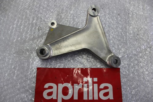 Umlenkung Schwinge Federbein Halterung Heck Aprilia Shiver 750 ABS SL #R5510