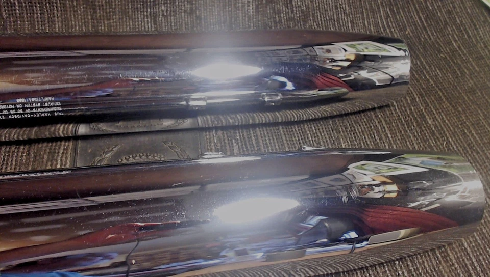 Juego de silenciadores para motocicleta Harley Davidson Electric Glide SOLO RECOGIDA LOCAL Foto 2 de 4