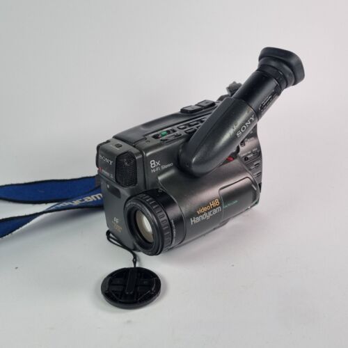 Sony Handycam CCD-TR707E Video Camera Recorder Hi8 Camcorder - Picture 1 of 10