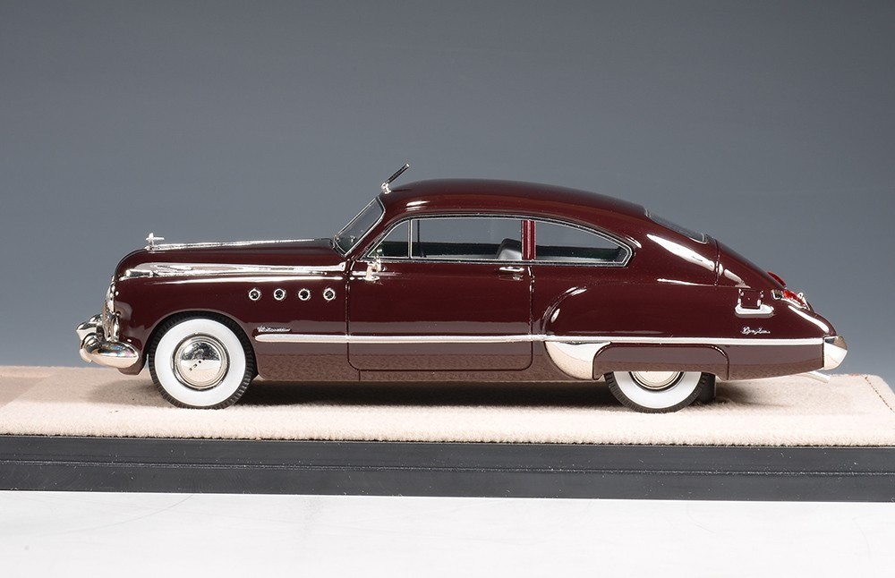 1949 Buick Roadmaster Sedanette Royal Maroon in 1:43 scale by