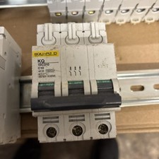 Square D - SQ 10 Amp Type C 10ka T/P MCB - 10C310 Circuit Breaker Plug In