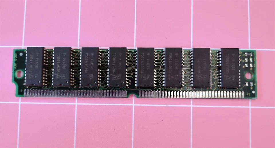 16MB 72-pin Simm 60ns EDO VANGUARD INTERNATIONAL DRAM RAM STICK 4Mx32 5V 72Pin - Image 2 of 4