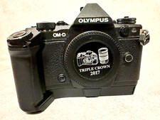 SC:6397 Olympus OM-D E-M5 Mark II Black Mirrorless Camera Body HLD-8G