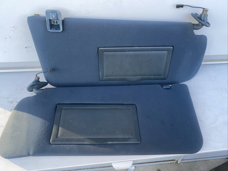 1991-1996 Buick Roadmaster Cadillac Fleetwood Chevrolet Caprice Sun Visors Blue - Image 4 of 4