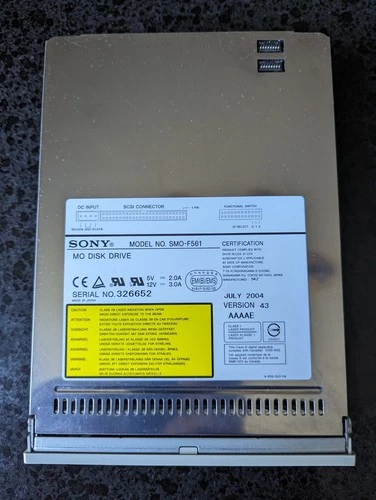 SONY SMO-F561 9.1GB SCSI Internal MO Drive 50 pin SCSI