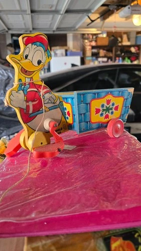 VINTAGE FISHER PRICE DONALD DUCK CART 1954 No. 605; Rarity 3; Full Litho.