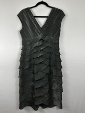 Adrianna Papell Sleeveless Iridescent Shutter Pleat Double V Dress Gray Size 10