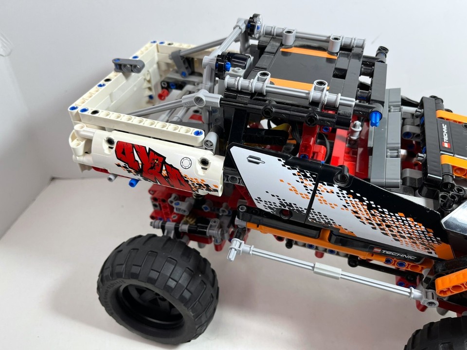 LEGO Technic: Model: Off-Road 4 x 4 Crawler 9398 remote. Power ...