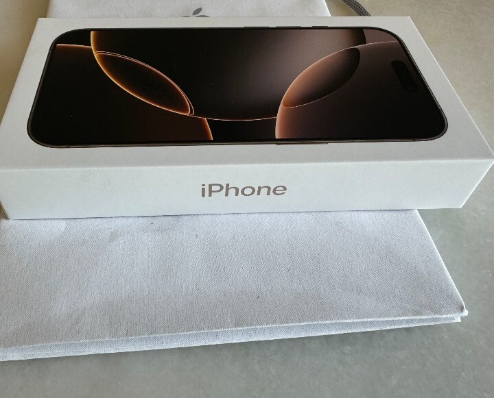 Apple iPhone 16 Plus - 512 GB - Green Blue (Verizon)
