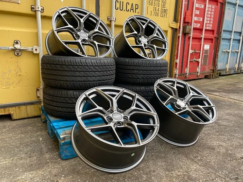 VW TRANSPORTER T6 T5 ALLOY WHEELS + TYRES ALUWERKS XTANT XT2 GUNMETAL 850KG ✅