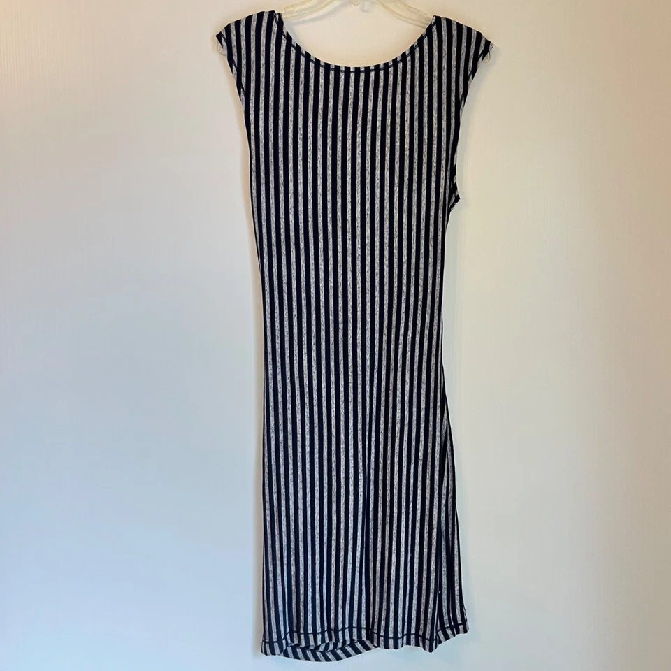 Vestido midi para mujer gris marino a rayas torcido delantero L elástico manga gorra tejido suave Foto 4 de 4